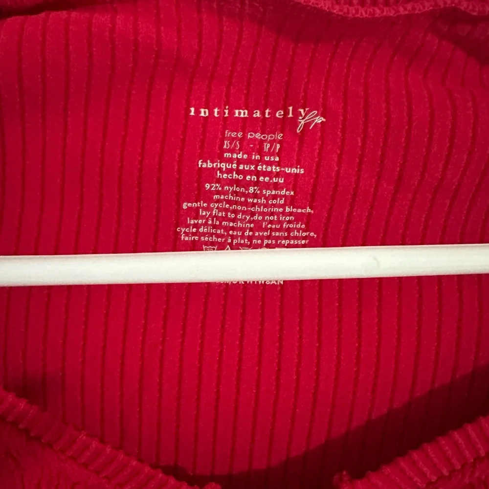 Free People Red Ribbed Top - Picture 3 of 4